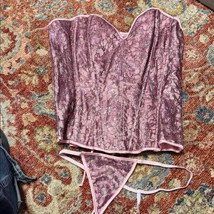 Luxurious Pink Lace Bustier Set